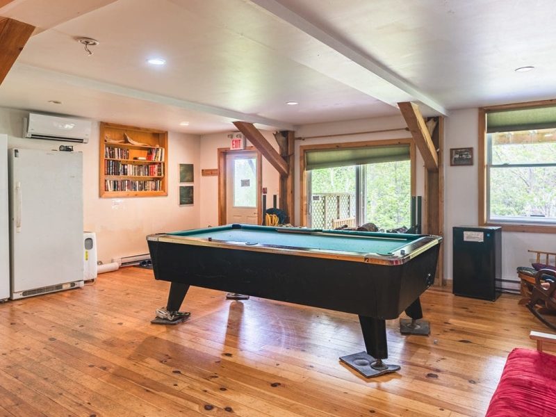 Stay-Lodge Pool Table Cabot Shores