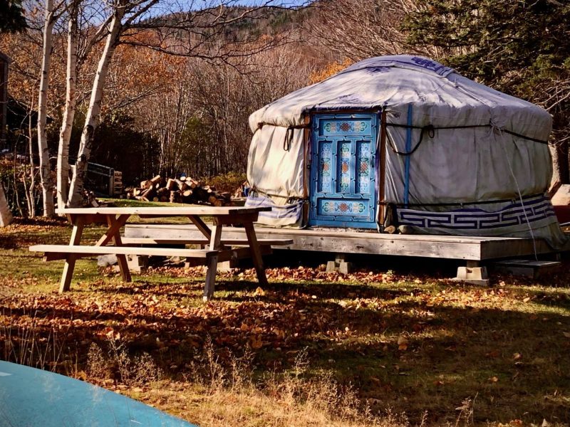 Stay-Yurts Little Sky yurt exterior in fall.