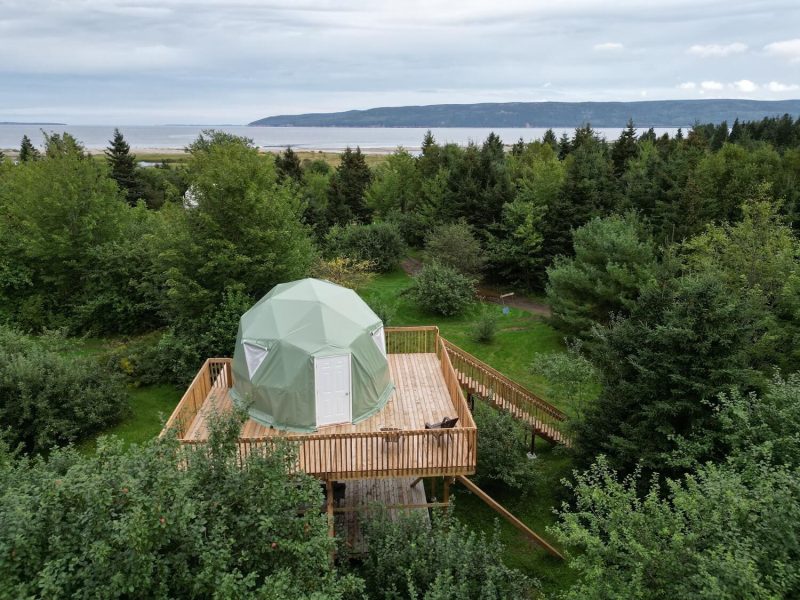 Stay-Domes