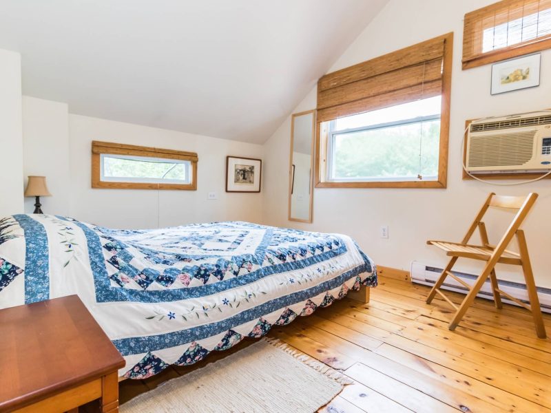 Stay-Lodge Lodge Room 2