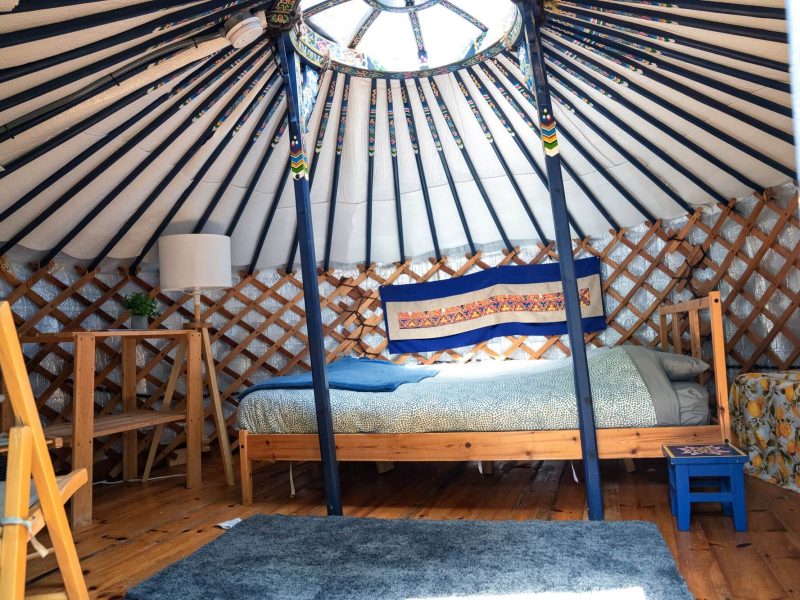Stay-Yurts